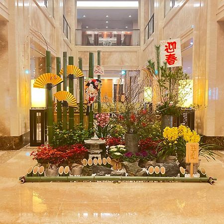 Hotel Nikko Nara Exterior foto A traditional Japanese flower arrangement at the lobby of the hotel